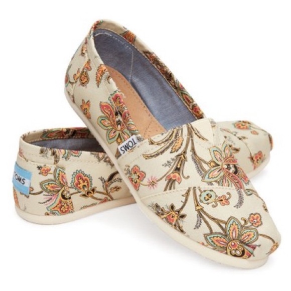 Toms Shoes - Toms Vintage Paisley Canvas Slip-on Shoes Sz 8.5